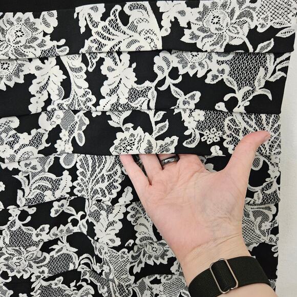 WHBM Instantly Slimming Floral Bodycon Dress Size 10 Medium Stretch - Picture 5 of 10